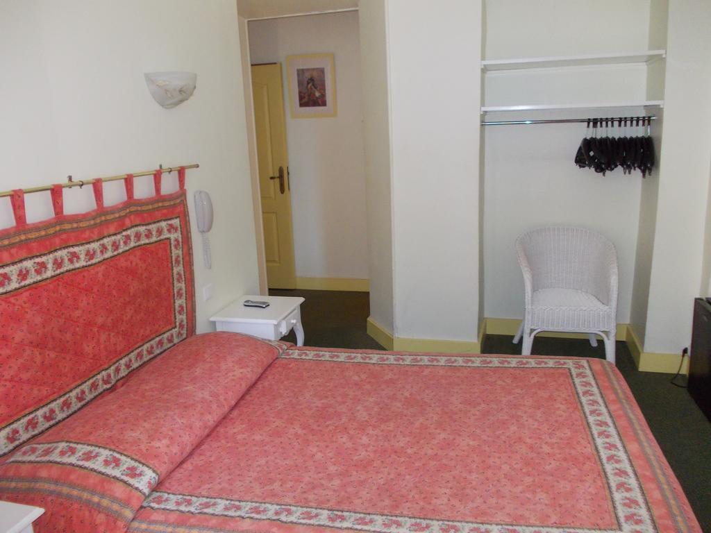 Hotel Marcellin Beaulieu-sur-Mer Bagian luar foto