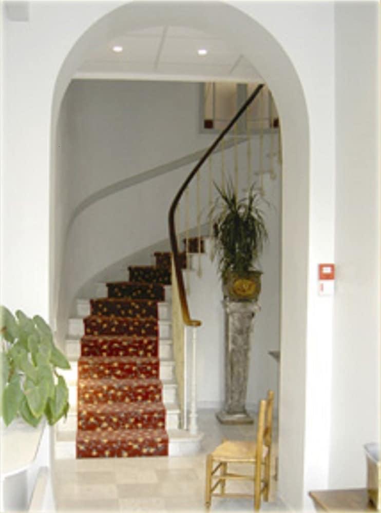 Hotel Marcellin Beaulieu-sur-Mer Bagian luar foto